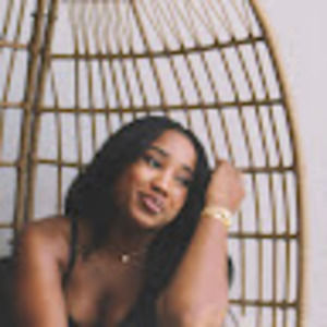 Meet your Posher, Meshia